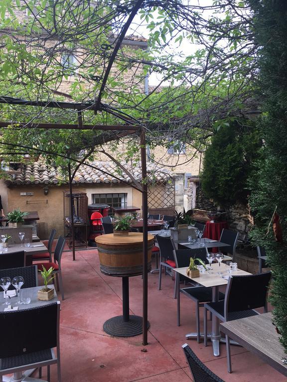 Отель Le Vieux Bistrot Кабриер-д'Авиньон Экстерьер фото