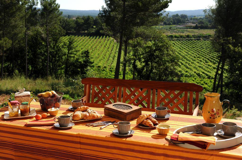 Отель Le Vieux Bistrot Кабриер-д'Авиньон Экстерьер фото