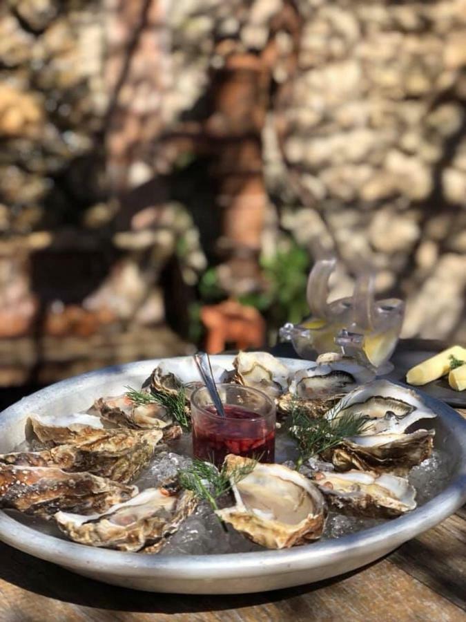 Отель Le Vieux Bistrot Кабриер-д'Авиньон Экстерьер фото